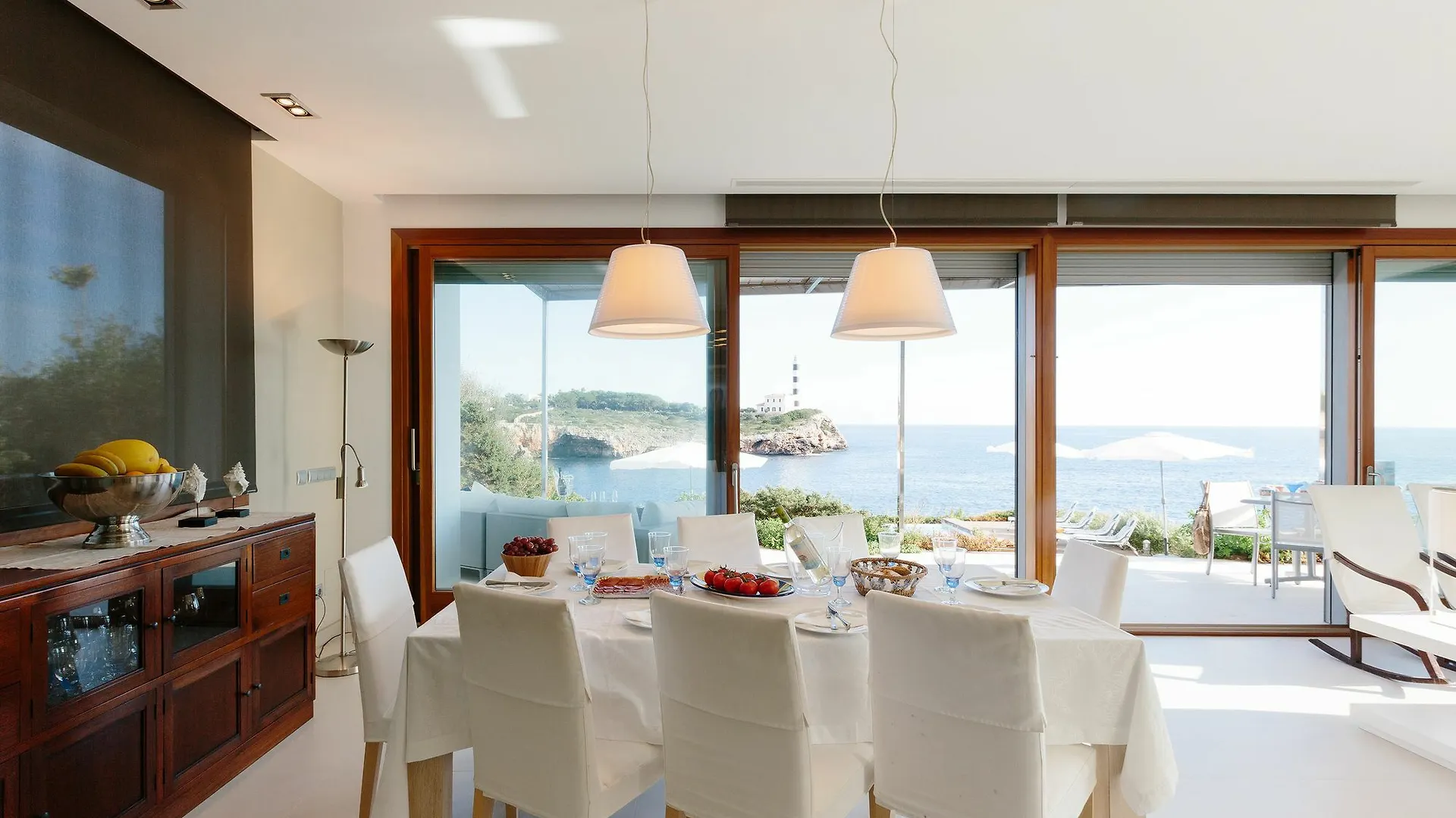 Sea Front Luxurious Villa Portocolom