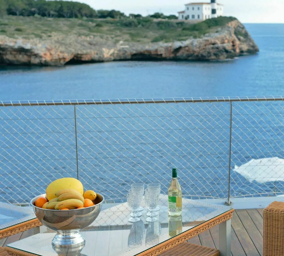 Sea Front Luxurious Villa Portocolom